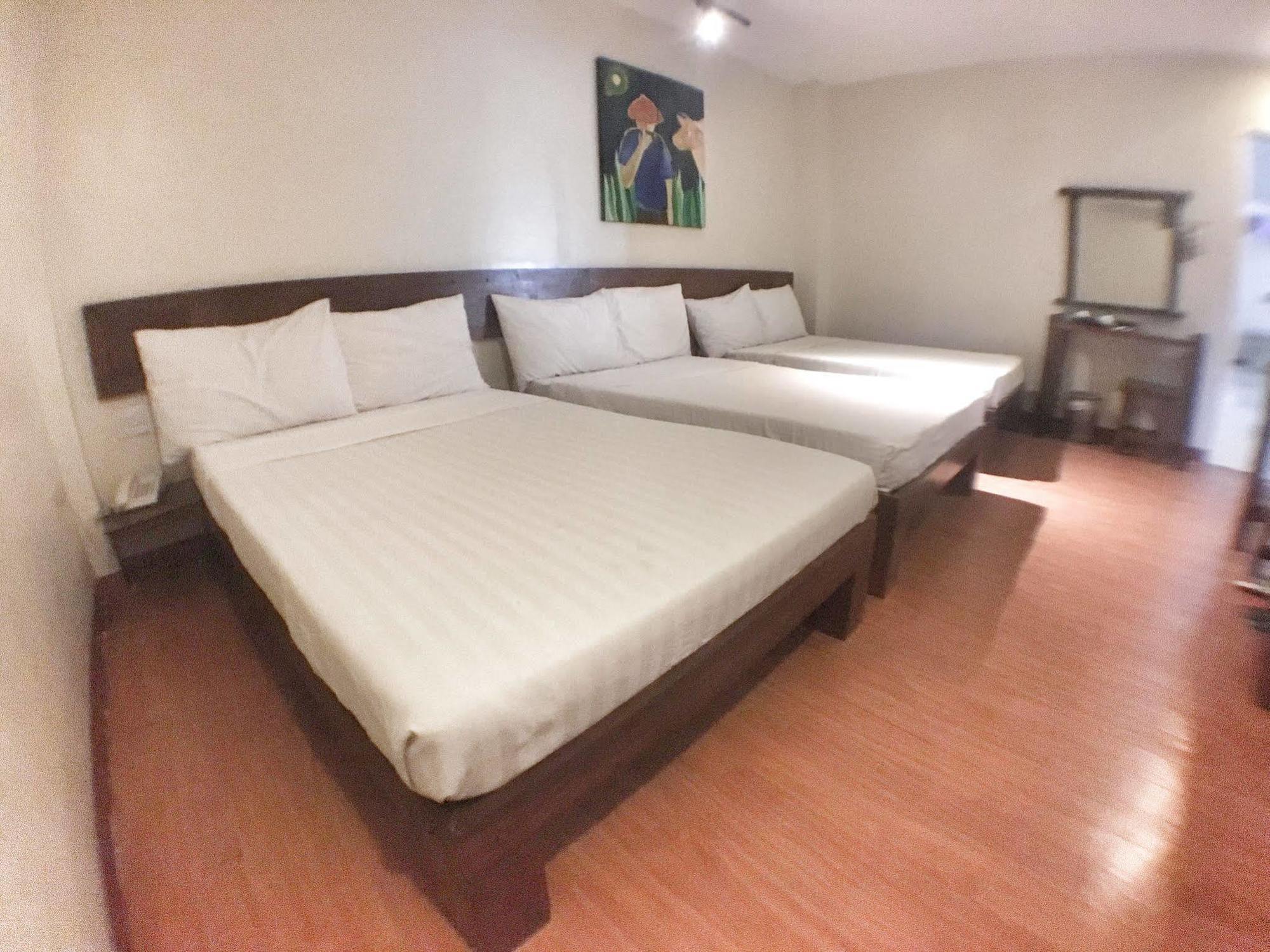 Hotel Ilocos Rosewell Exteriér fotografie