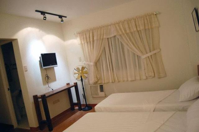 Hotel Ilocos Rosewell Pokoj fotografie